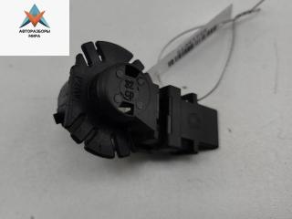 Патрон лампы фонаря Audi A6 4B/C5 1998, 1.9 л., дизель, МКПП, чёрный, седан