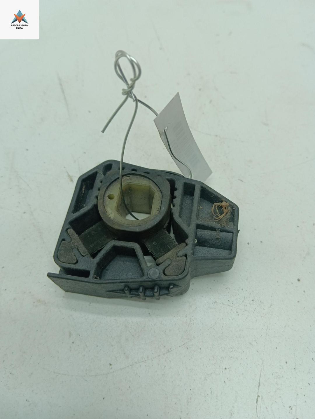 кронштейн радиатора SEAT Ibiza 3 поколение 2005, 1.4 л., бензин, МКПП, серый, хетчбэк 3 дв., 1J0 - фото №1