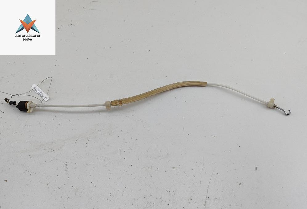трос двери Audi 100 4A/C4 1992, 2.3 л., бензин, МКПП, белый, седан - фото №1