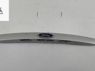 накладка подсветки номера Ford Mondeo 3 поколение 2001, 2.0 л., бензин, АКПП, серый, хетчбэк 5 дв., 1S71F43400AE