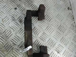 скоба суппорта Volkswagen Touran 1 поколение 2003, 1.6 л., бензин, МКПП, серый, минивэн