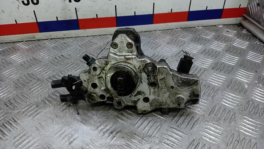 ТНВД Mercedes-Benz C-Класс W204/S204 2006, 2.2 л., D C220 CDI, дизель, АКПП, седан, A6460700401, 0445010143 - фото №1