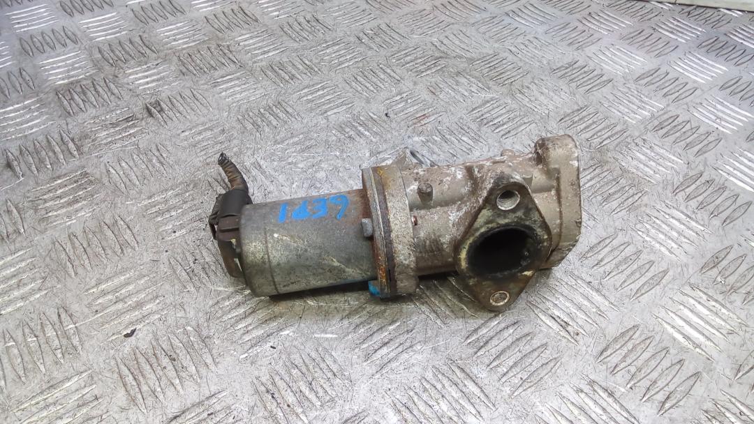 клапан EGR Kia Sorento 1 поколение 2005, 2.5 л., дизель, МКПП, внедорожник 5 дв., 284104A100 - фото №1