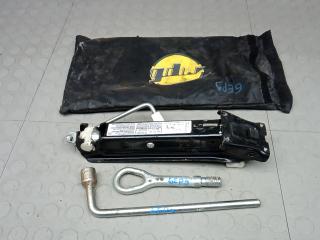 ящик под инструменты / набор инструментов Mercedes-Benz C-Класс W204/S204 2006, 2.2 л., D C220 CDI, дизель, АКПП, универсал