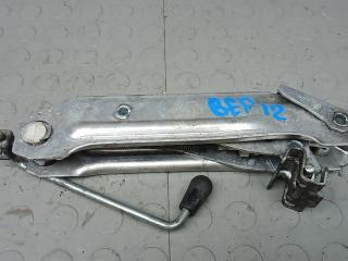 домкрат BMW 3 серия E90/E91/E92/E93 [рестайлинг] 2009, 2.0 л., 318i, бензин, МКПП, седан