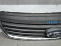 решетка радиатора Ford Kuga 1 поколение 2009, 2.0 л., TDCi 4x4, дизель, МКПП, внедорожник 5 дв. - фото №3