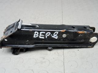 домкрат Volkswagen Passat B6 2008, 2.0 л., TDi, дизель, МКПП, седан