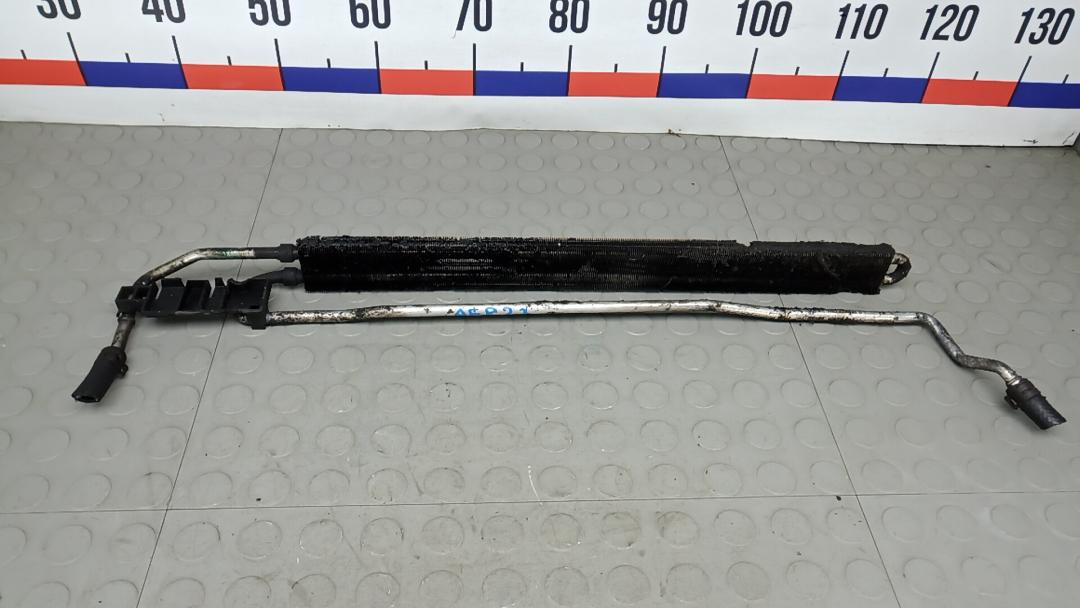 радиатор масляный Volkswagen Transporter T5 2006, 2.5 л., дизель, МКПП, микроавтобус - фото №1