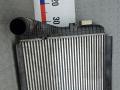 радиатор интеркулера Volkswagen Passat B7 2011, 1.6 л., дизель, МКПП, седан - фото №2
