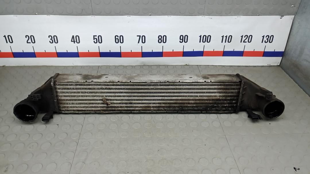 радиатор интеркулера Mercedes-Benz CLK-Класс C209/A209 2003, 2.7 л., D 270 CDI, дизель, АКПП, купе - фото №1