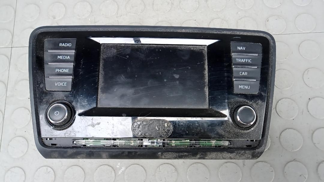 магнитола Skoda Octavia 3 поколение (A7) 2013, 1.6 л., дизель, АКПП, универсал, 5E0919605D - фото №1