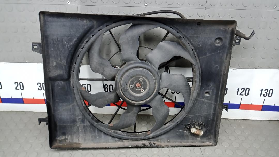 вентилятор радиатора Hyundai Tucson 1 поколение 2006, 2.0 л., бензин, МКПП, внедорожник 5 дв. - фото №1