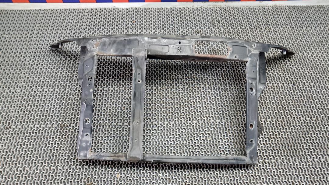 Передняя панель крепления облицовки (телевизор) Skoda Fabia 2 поколение (5J) 2007, 1.2 л., бензин, МКПП, хетчбэк 5 дв., 5J0805591A - фото №1