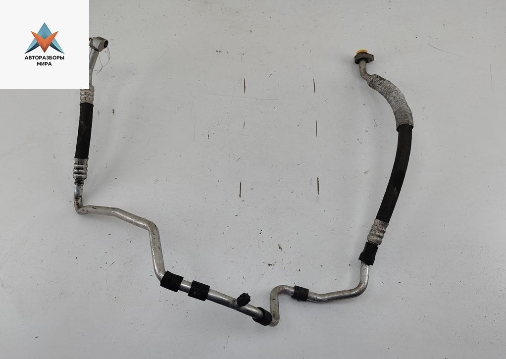 трубка кондиционера Skoda Octavia mk2 (A5 1Z) 2005, 1.6 л., бензин, МКПП, чёрный, универсал, 1K0820743AJ - фото №1