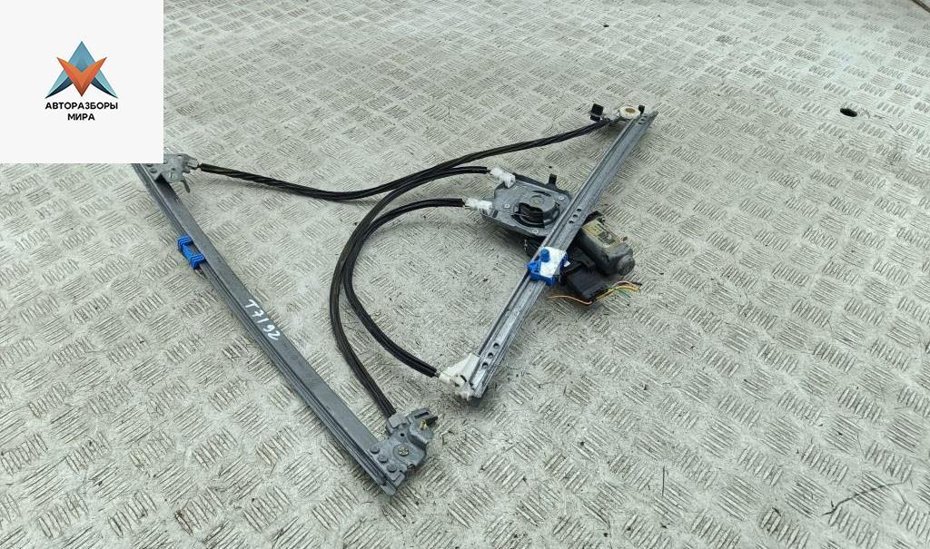 стеклоподъемник электрический передний правый Renault Espace 4 поколение 2003, 2.0 л., бензин, МКПП, серый, минивэн - фото №1