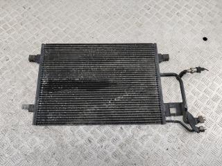 радиатор кондиционера Audi A4 B5 1998, 2.8 л., бензин, АКПП, чёрный, универсал, 8D0260401E