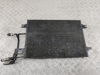 радиатор кондиционера Audi A6 4B/C5 1998, 2.4 л., бензин, МКПП, зелёный, седан, 4B0260401F