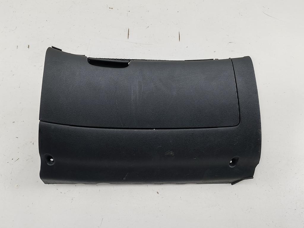 бардачок Skoda Octavia mk2 (A5 1Z) 2005, 1.6 л., бензин, МКПП, чёрный, универсал, 1Z1857097