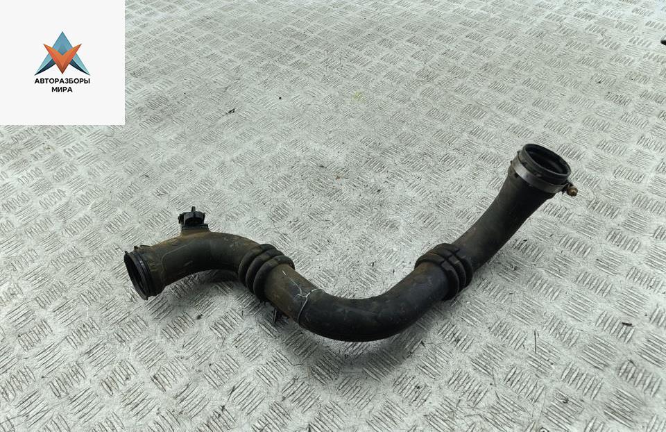 патрубок турбины Renault Espace 4 поколение 2003, 2.0 л., бензин, 8200295043 - фото №1