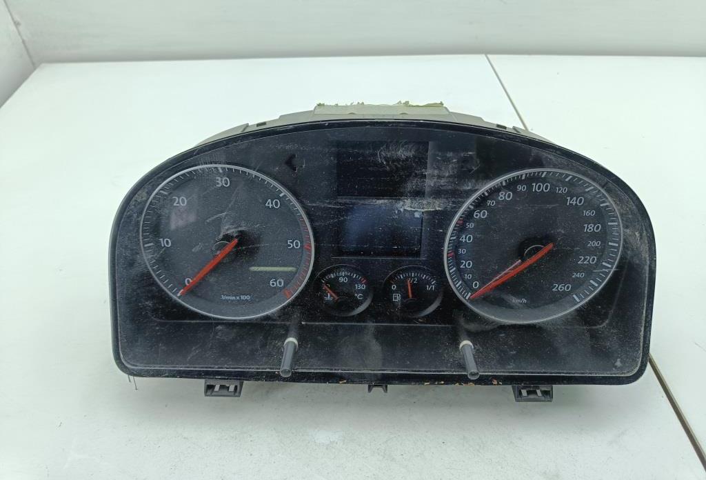 приборная панель Volkswagen Touran 2005, 2.0 л., дизель, МКПП, серый, минивэн, 1T0920862F