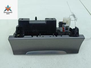 пепельница Volkswagen Passat B6 2009, 2.0 л., дизель, МКПП, синий, универсал, 3C0863284