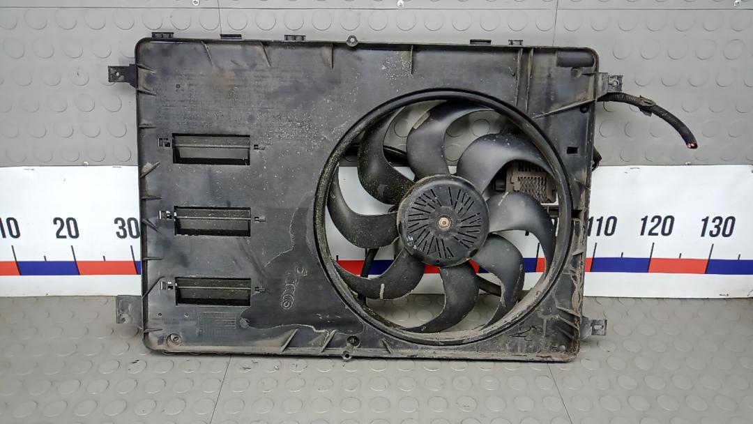 вентилятор радиатора Volvo V40 2 поколение 2013, 1.6 л., дизель, МКПП, хетчбэк 5 дв. - фото №1