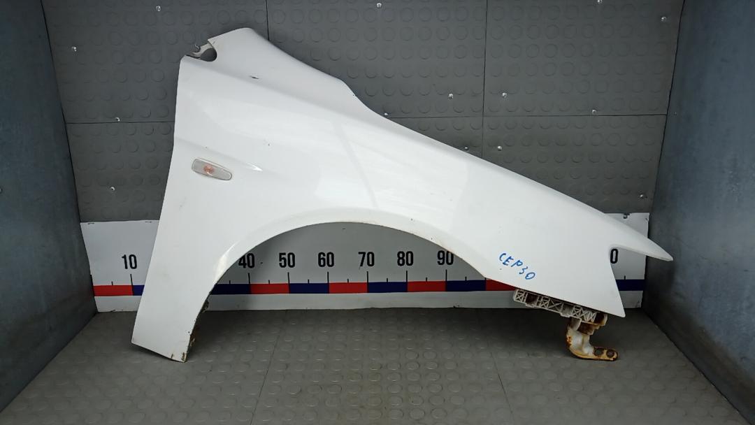 крыло переднее правое Mitsubishi Lancer 10 поколение 2010, 2.0 л., DiD, дизель, МКПП, хетчбэк 5 дв. - фото №1