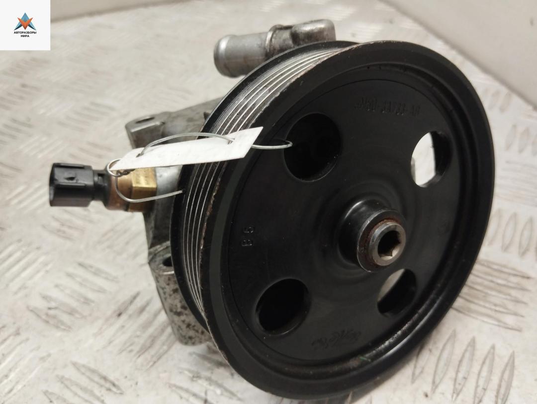 Насос гидроусилителя руля Ford Focus 2 поколение 2005, 1.6 л., i, бензин, МКПП, серый, хетчбэк 5 дв., 4M5Q3A733AB - фото №1