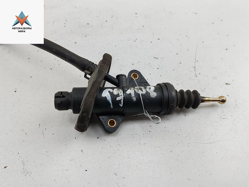 цилиндр сцепления главный Ford Galaxy 1 поколение 1996, 2.0 л., бензин, МКПП, серый, минивэн, 7M0721401C - фото №1