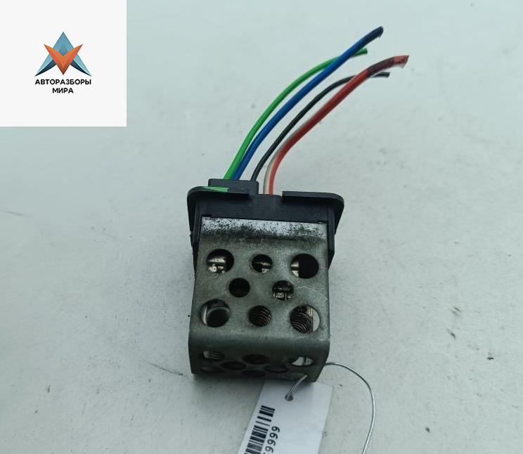 сопротивление печки Opel Zafira 1 поколение (A) 2001, 2.0 л., дизель, МКПП, серый, минивэн, 90559834 - фото №1