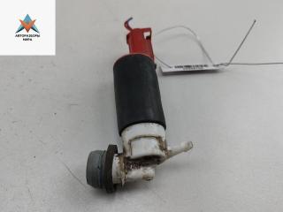 насос (моторчик) омывателя стекла Toyota Avensis 2 поколение (T250) 2005, серый, универсал