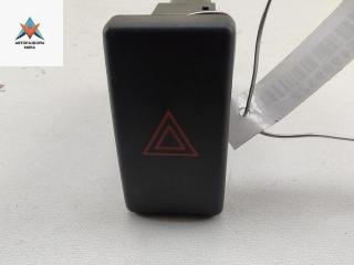 кнопка аварийной сигнализации Toyota Avensis 2 поколение (T250) 2005, 2.2 л., дизель, МКПП, серый, универсал, 157963