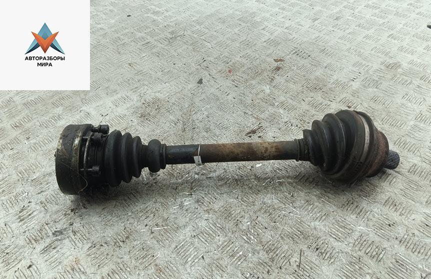полуось передняя левая (приводной вал, ШРУС) Volkswagen Transporter T4 1991, 1.9 л., дизель, МКПП, белый, микроавтобус - фото №1