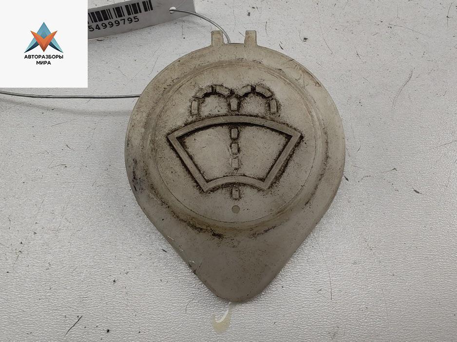 крышка бачка омывателя Mitsubishi Outlander 1 поколение 2006, 2.0 л., бензин, МКПП, чёрный, внедорожник 5 дв. - фото №1