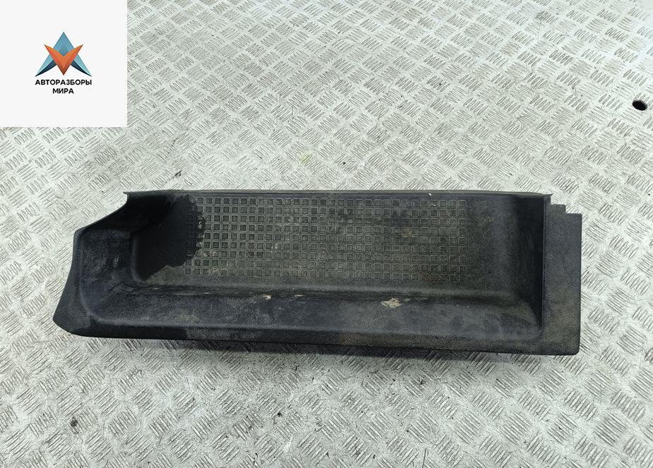 Накладка на порог внутренняя (салона) Volkswagen Transporter T4 1994, 2.4 л., дизель, МКПП, серый, микроавтобус, 705863736 - фото №1