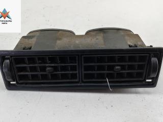 дефлектор обдува салона Volkswagen Transporter T4 1991, 1.9 л., дизель, МКПП, белый, микроавтобус, 191819703