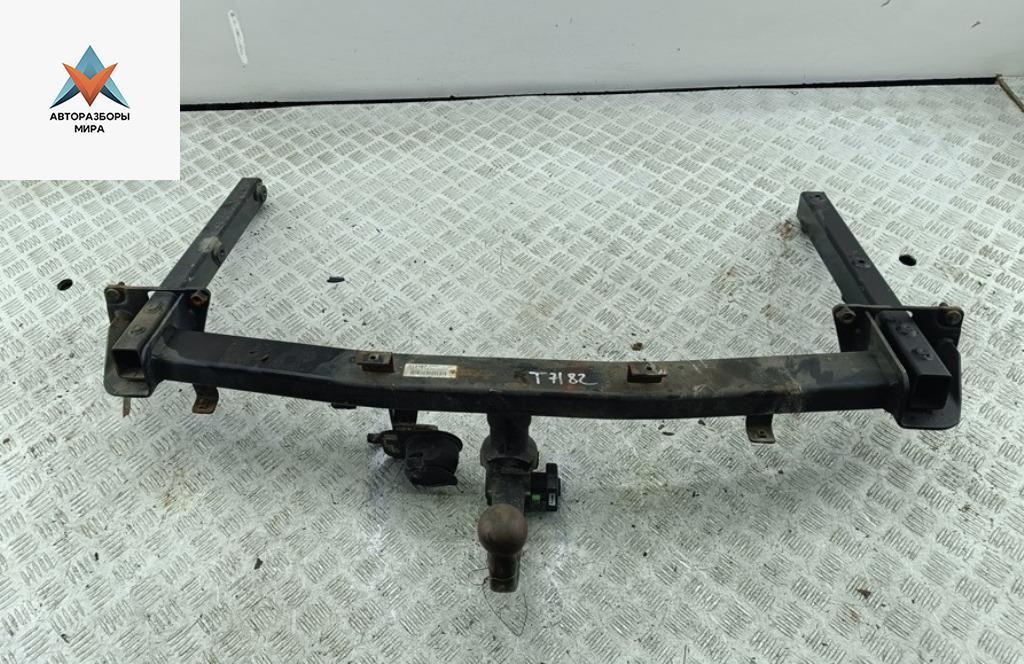 прицепное устройство (фаркоп) Mercedes-Benz C-Класс W203/S203/CL203 2003, 2.2 л., дизель, АКПП, серый, седан - фото №1