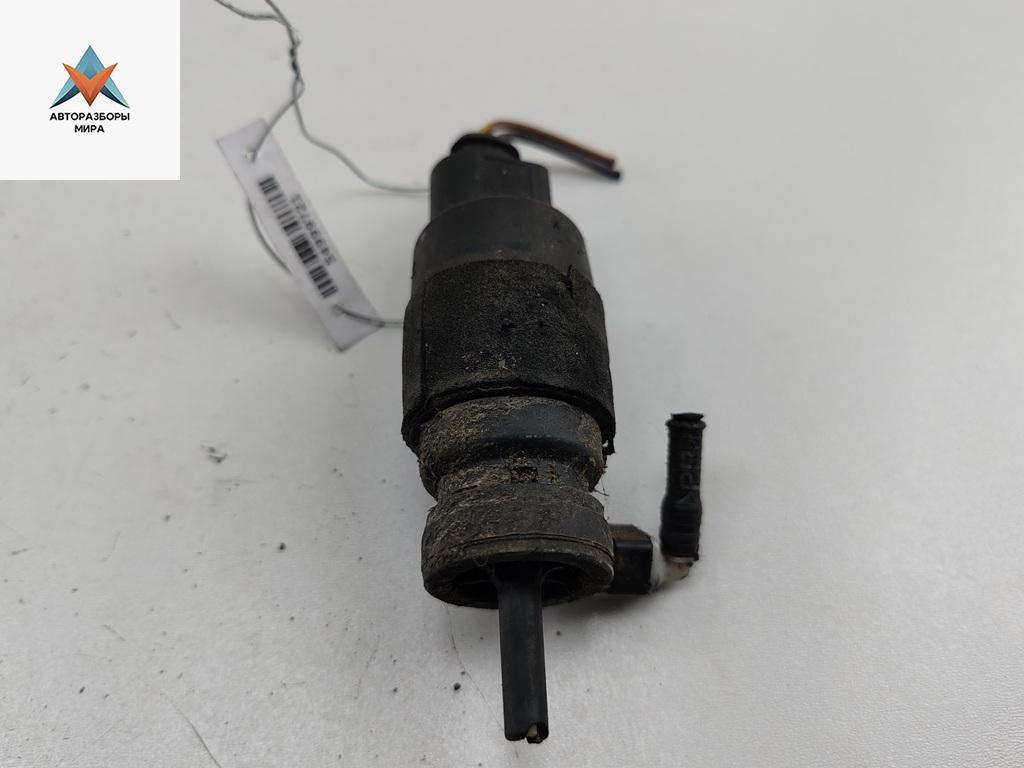 насос (моторчик) омывателя стекла Audi A6 4F/C6 2007, чёрный, седан, 1J5955651 - фото №1