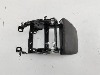подлокотник Audi A4 B8 2009, 2.0 л., дизель, МКПП, чёрный, универсал, 8K0864283