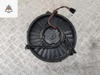 вентилятор радиатора Volkswagen Transporter T4 1992, 2.4 л., дизель, МКПП, красный, микроавтобус, 701121165A