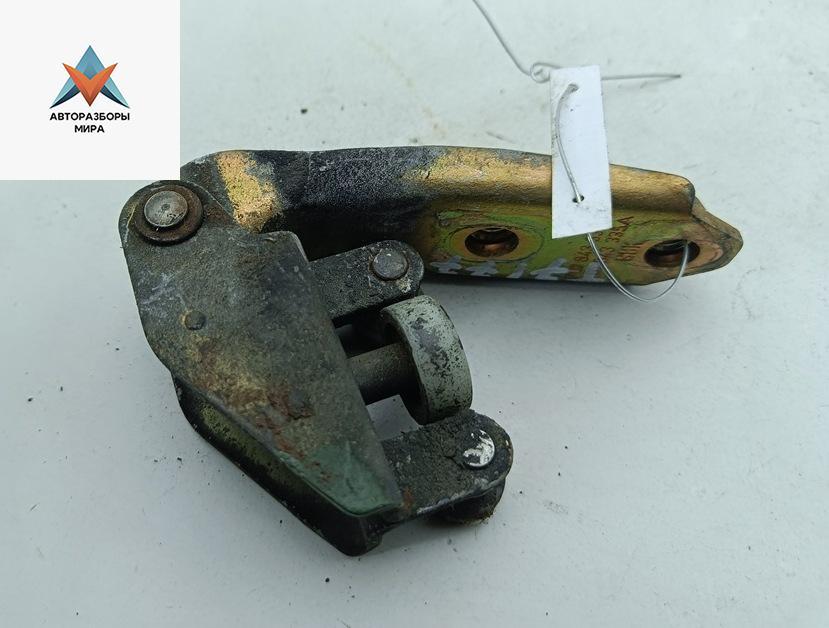 ролик двери сдвижной Volkswagen Transporter T4 1994, 2.4 л., дизель, МКПП, серый, микроавтобус, 701843336A - фото №1