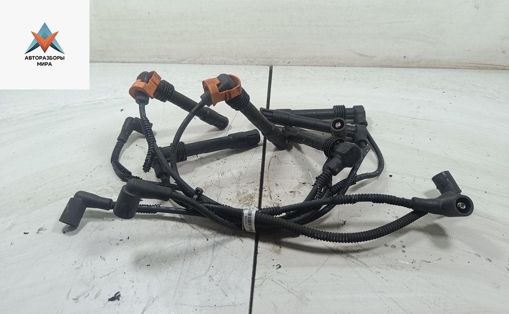 провод высоковольтный Audi A6 4B/C5 1998, 2.4 л., бензин, МКПП, зелёный, универсал - фото №1