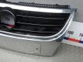 решетка радиатора Volkswagen Touran 1 поколение [2-й рестайлинг] 2010, 1.9 л., дизель, МКПП, минивэн, 1T0853651BH - фото №2