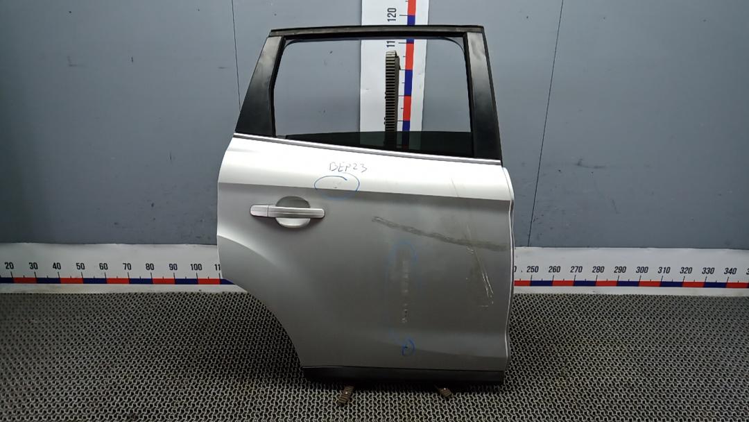 дверь задняя правая Ford Kuga 1 поколение 2009, 2.0 л., TDCi 4x4, дизель, МКПП, внедорожник 5 дв. - фото №1