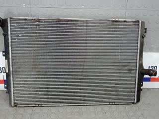 радиатор охлаждения Volkswagen Passat B6 2007, 2.0 л., TDi, дизель, МКПП, седан, 3D0121253BB