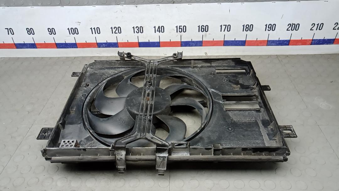 вентилятор радиатора Peugeot 308 T9 2014, 1.6 л., дизель, МКПП, хетчбэк 5 дв. - фото №1