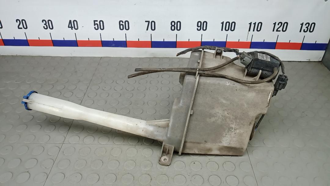 бачок омывателя Hyundai Santa Fe 2 поколение (CM) 2007, 2.2 л., дизель, МКПП, внедорожник 5 дв. - фото №1