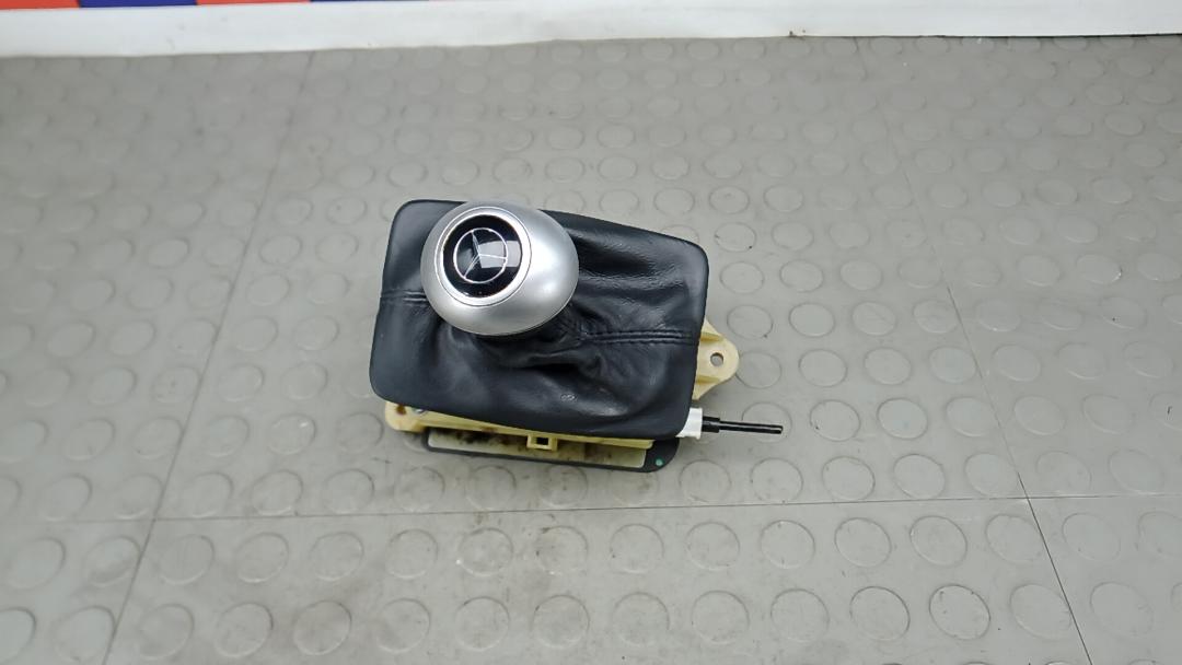 кулиса Mercedes-Benz C-Класс W204/S204 2008, 2.2 л., дизель, АКПП, седан - фото №1