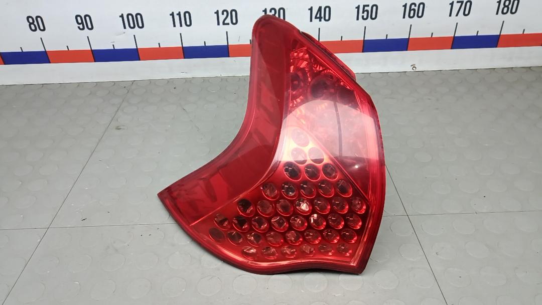 фонарь задний левый Peugeot 3008 1 поколение 2012, 1.6 л., дизель, МКПП, хетчбэк 5 дв. - фото №1