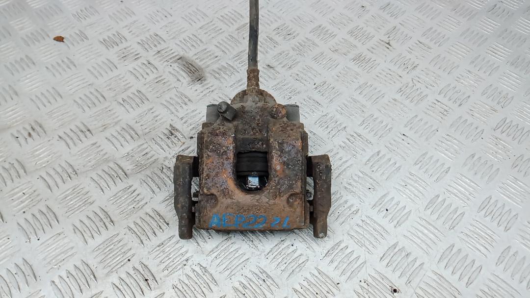 суппорт задний левый BMW 7 серия E65/E66/E67 2004, 3.0 л., D 730d, дизель, АКПП, седан - фото №1